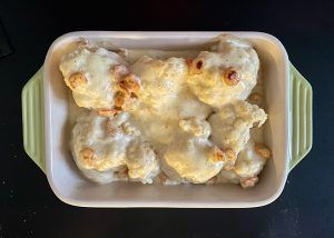 Receta de coliflor con bechamel y gambas